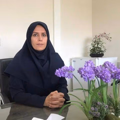 زهرا کسائیپور، معاون استانداری استان مرکزی، در اعتراضات به همراه خانوادهاش بازداشت شد