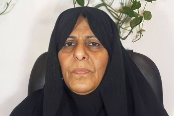 القضاء الإيراني يؤكد حكما بالسجن 18 عامًا ضد إحدى موقعات الخطاب المطالب باستقالة خامنئي