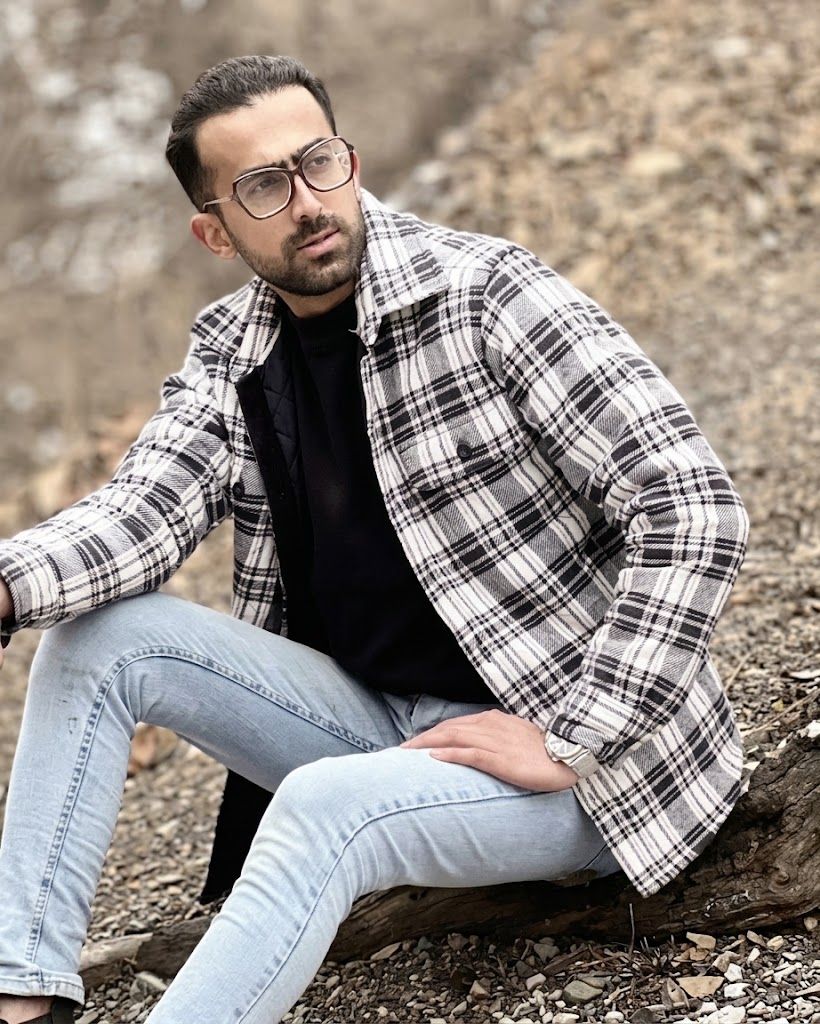 آرش طلوع شیخ‌زاده، بازداشت‌شده اعتراضات دی‌ماه، پس از شکنجه در زندان به کما رفت و در بیمارستان جان باخت