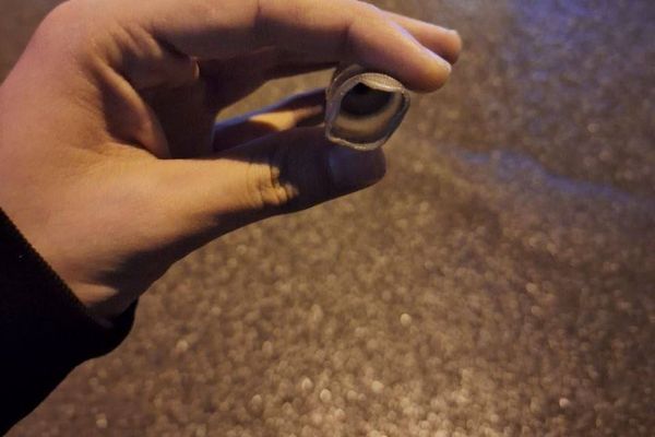 شاهد عینی از هشتگرد: نیروهای پلیس به خانوادهای همراه با کودک خردسال شلیک کردند