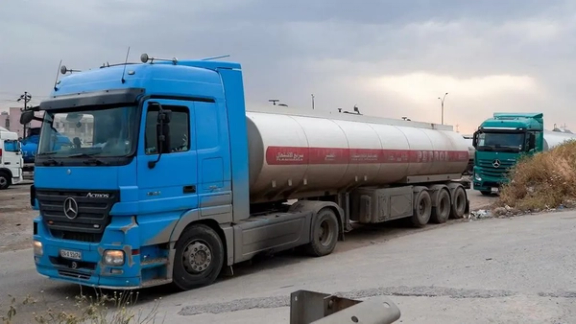 تقودها جماعات موالية لطهران.. شبكة لتهريب النفط في العراق تحقق مليارات الدولارات لإيران