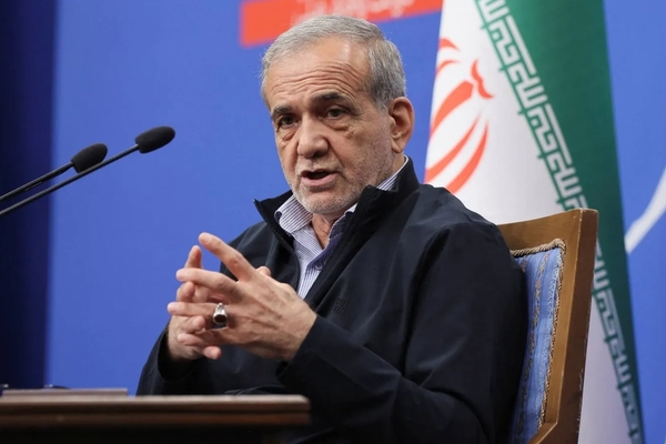 الرئيس الإيراني يحذر: طهران مهددة بالإخلاء إذا لم تهطل الأمطار قبل ديسمبر