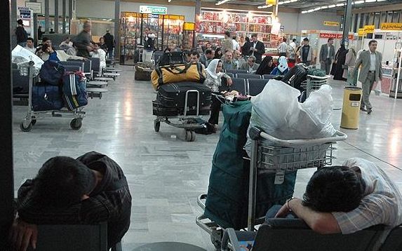 سازمان هواپیمایی ایران از لغو همه پروازها تا «اطلاع ثانوی» خبر داد