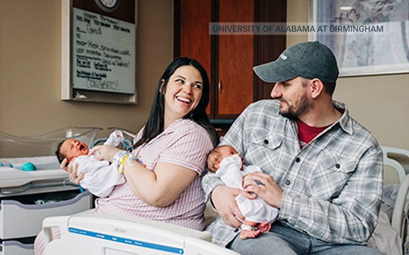 مادر آمریکایی طی دو روز دو نوزاد به دنیا آورد