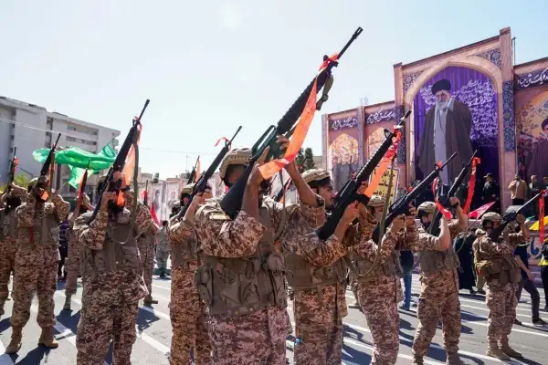 Iran's Guards urge Americans to vote out their leaders in 26-page letter