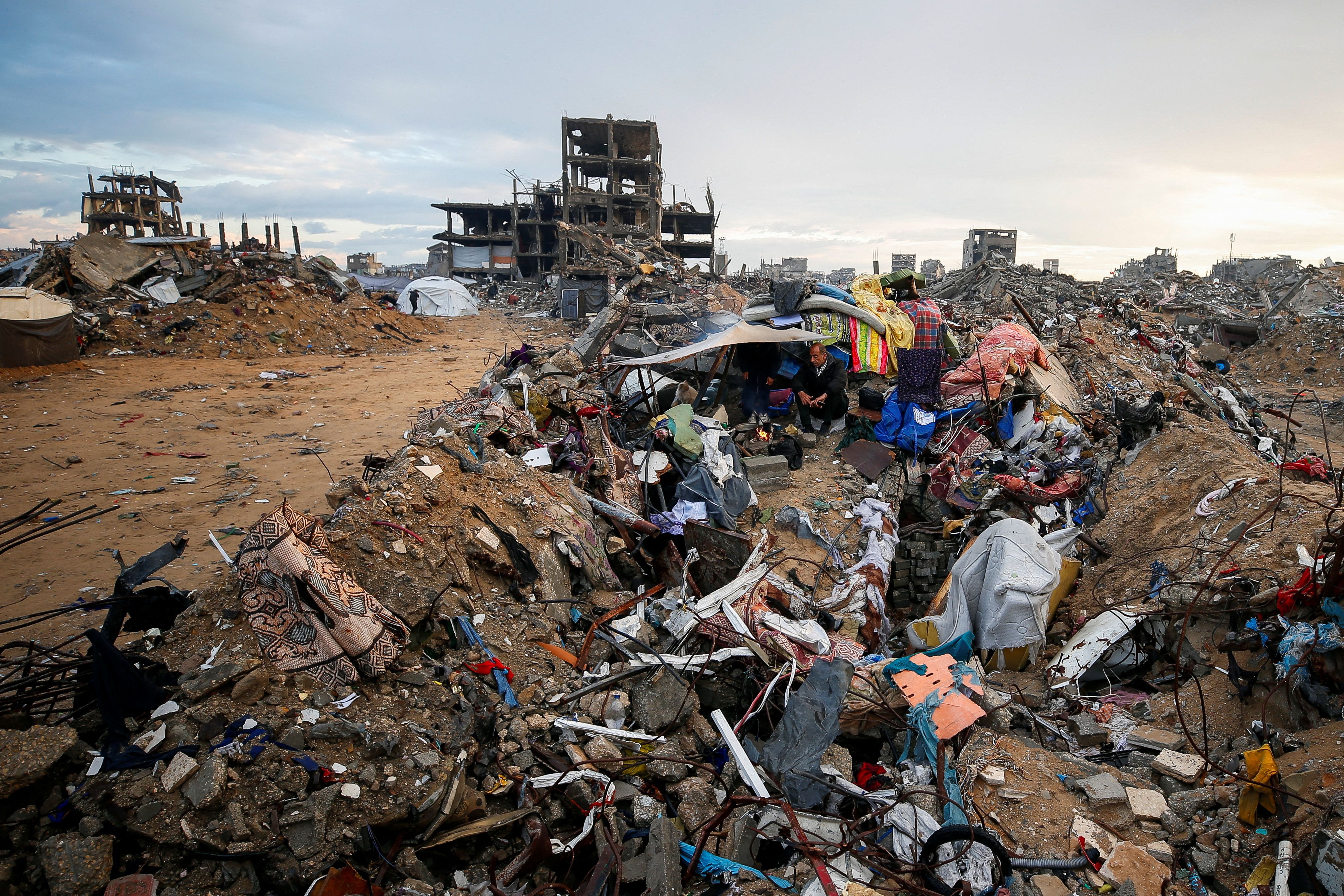 ویرانی‌ها به جا مانده از درگیری‌های مرگبار در شمال نوار غزه، ۲۳ بهمن