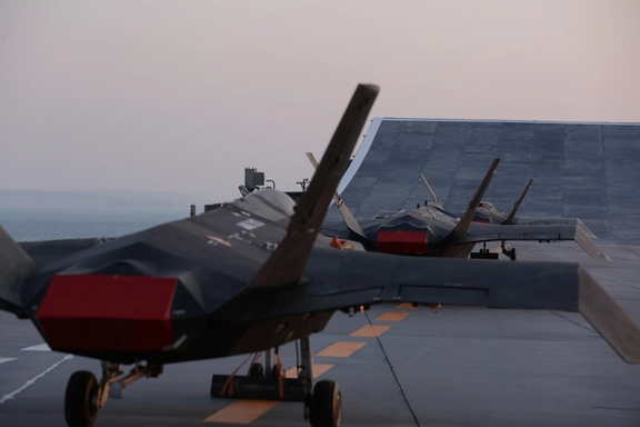 IRGC says new bomber drone undergoing flight tests from carrier