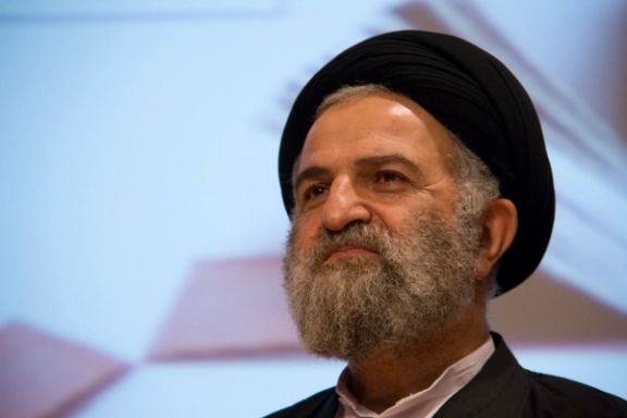 عضو جامعه مدرسین حوزه علمیه قم: در خیابان بیبند و بارها را بیشتر تحویل میگیرند