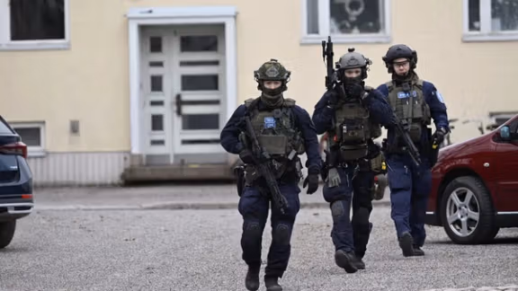 مقام امنیتی بریتانیا درباره تهدید فوقالعاده از سوی ایران و روسیه هشدار داد