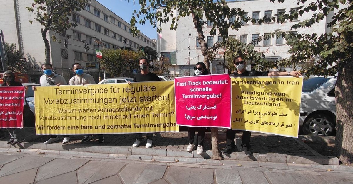 Iranian applicants protest German visa delays in Tehran