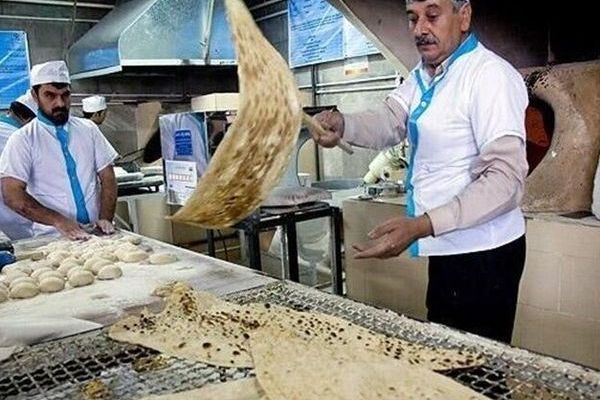 ارتفاع سعر الخبز في نصف محافظات إيران وتوقع زيادته بطهران
