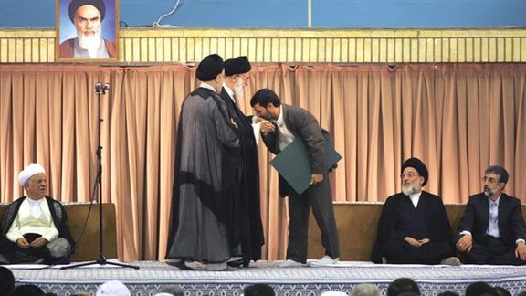سال ۱۳۸۴ محمود احمدی نژاد با پیروزی در مقابل اکبر هاشمی رفسنجانی، رییسجمهور شد. مصطفی معین حتی به دور دوم رقابتها هم نرسید