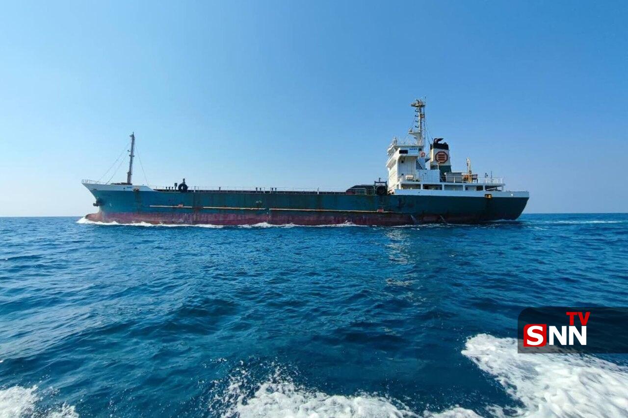 وسط مخاوف من ارتفاع أسعار الوقود.. أنباء عن توقيف سفينة تحمل "ديزل مهرب" في "بوشهر" بإيران