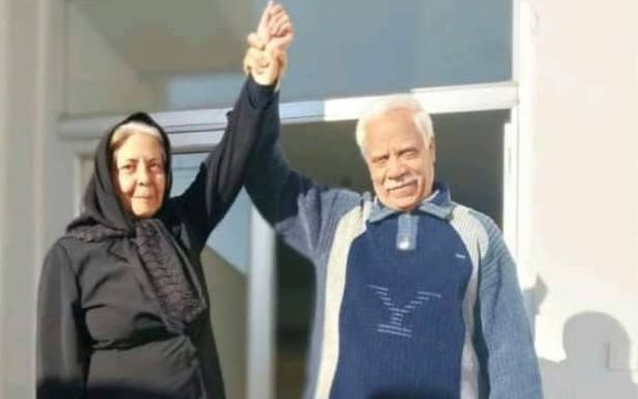 شورای تشکلهای صنفی فرهنگیان: هاشم خواستار، معلم زندانی، پس از شش سال حبس به مرخصی آمد