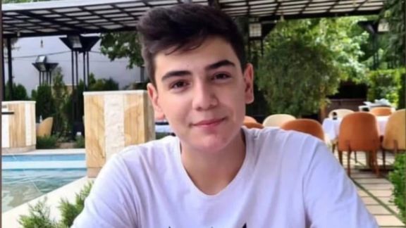 خانواده آدینهزاده در واکنش به مختومه شدن پرونده: یگان ویژه قاتل فرزندمان است