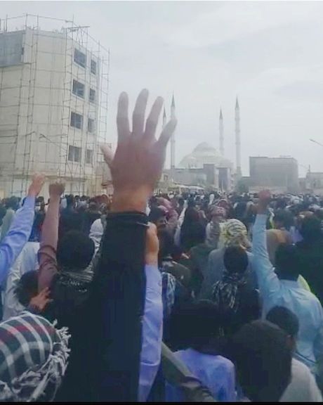 بیستوسومین جمعه اعتراضی مردم زاهدان با شعار علیه «حکومت بچهکُش»