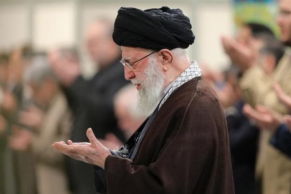 خامنئي يراهن على صبر قد يفتقر إليه ترامب