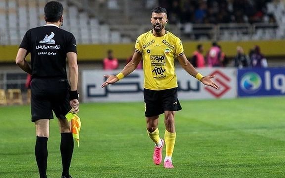 سپاهان اصفهان ۱ - ملوان بندر انزلی ۱؛ صدر سرخ باقی ماند