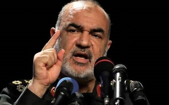 فرمانده کل سپاه پاسداران: میخواهند صحنه نبرد به مدارس کشیده شود