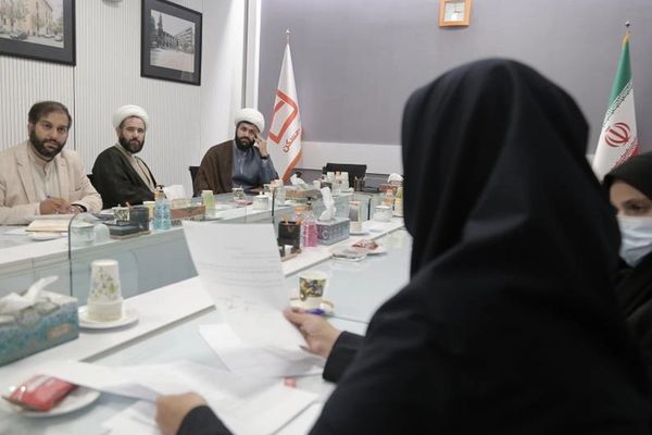 إطلاق المرحلة الثانية من خطة "العفاف والحجاب" في الدوائر الحكومية الإيرانية