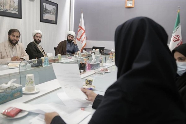 إطلاق المرحلة الثانية من خطة "العفاف والحجاب" في الدوائر الحكومية الإيرانية