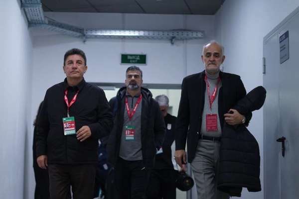سخنگوی فدراسیون فوتبال: نمایندگان مجلس در کاروان تیم ملی در امارات حضور ندارند