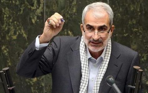 تغییر محتوای ۲۰۰ کتاب درسی برای اجرای فرمان علی خامنهای