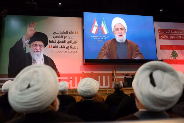 بستن تنگه هرمز نشان داد اولویت حکومت ایران نه مردم خودش، بلکه نیروهای نیابتیاش است