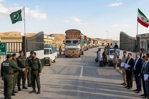 Iran-Pakistan border trade halt leaves trucks and cargo stranded