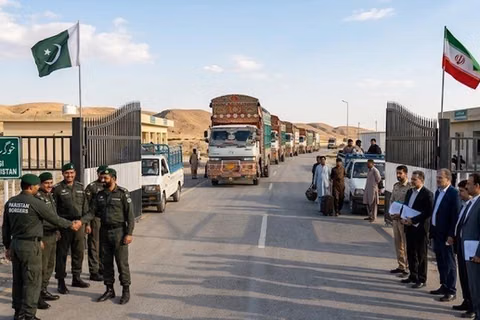 Iran-Pakistan border trade halt leaves trucks and cargo stranded