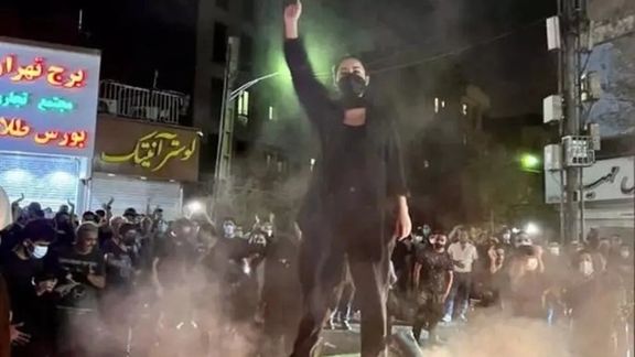 روزنامه لوموند: نسل جوان ایران زیر بار زور نمیرود