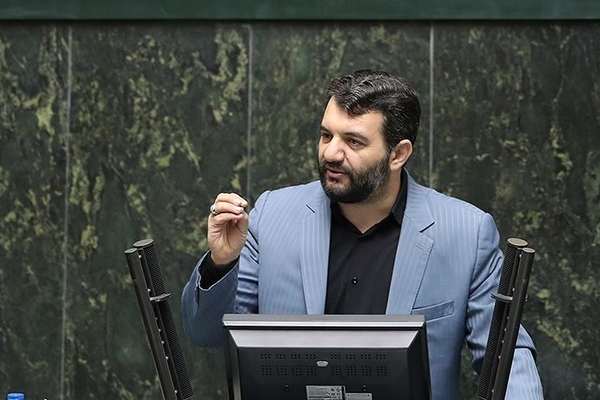 Iran's Labor Minister Resigns Amid Worsening Economy, Social Crisis