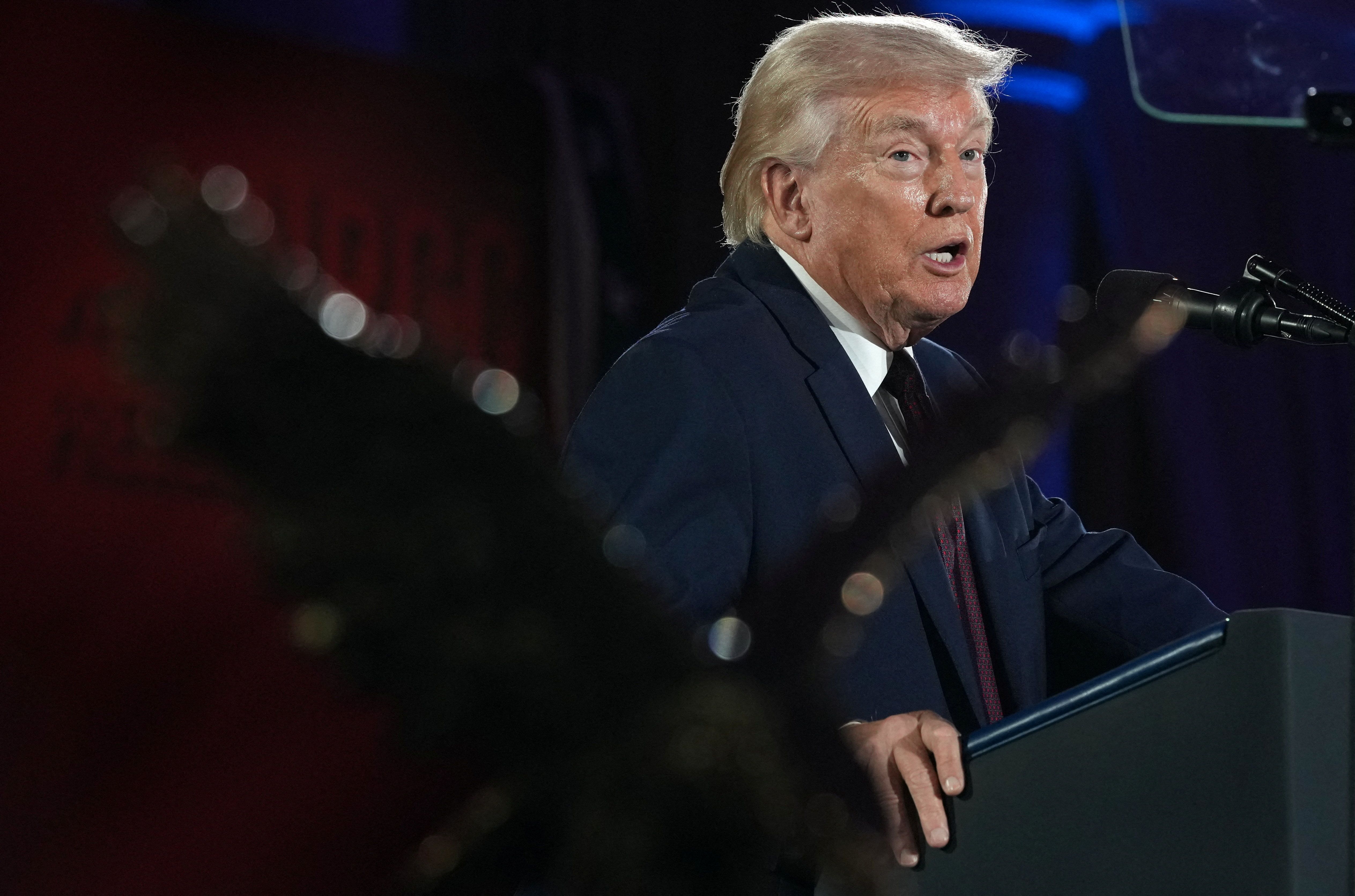 ترامپ: قاسم سلیمانی فرمانده‌ای بی‌رقیب برای حکومت ایران بود و ما او را از میان برداشتیم