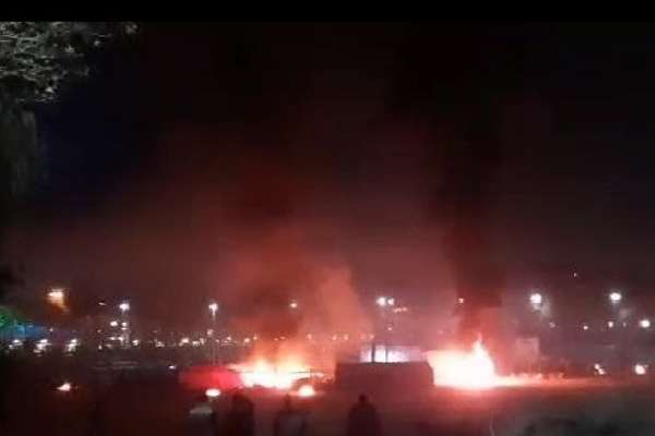 Riot Police Attack Esfahan Water Protesters, Burn Tents