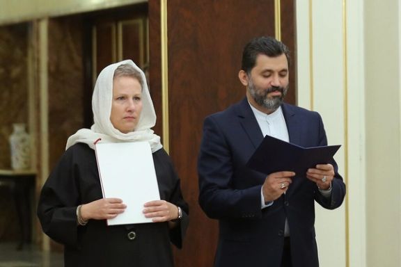 سفیر سوئیس و کاردار ایتالیا در وزارت امور خارجه؛ تهران به بازداشت دو ایرانی اعتراض کرد