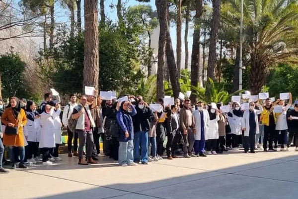 لليوم السادس على التوالي.. إضراب الممرضين يشل المستشفيات العامة في إيران