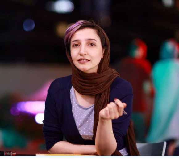 الإفراج عن الصحافية الإيرانية مهتاب قلي زاده بكفالة مليار تومان