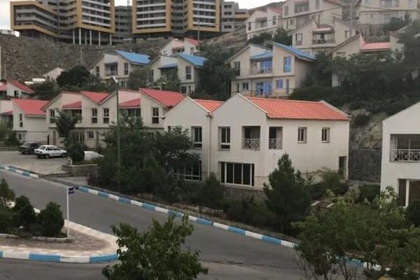 Young Man Dies As Iranian Police Raid Party