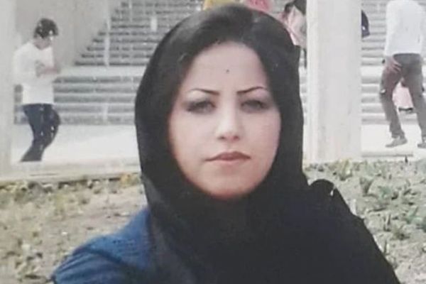 منظمة حقوق الإنسان الإيرانية: إعدام سميرا سبزيان ضحية "زواج الأطفال" المتهمة بقتل زوجها