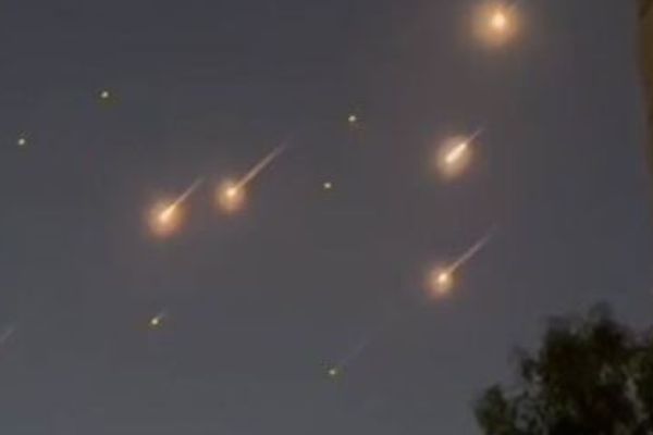 برلماني إيراني: الرحلات الجوية الليلية متوقفة حاليًا لأسباب أمنية