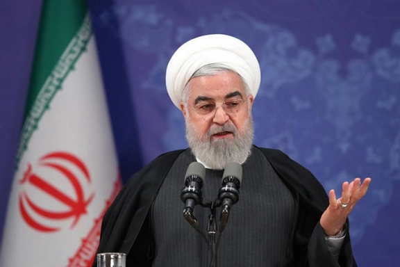 روحانی: در زمان رویگردانی ملت از حکومت، ارتشها باید میان ملت و حکومت یکی را برگزینند