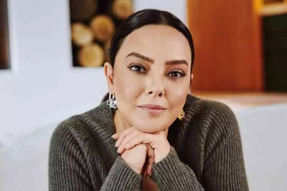 فنانة تركية شهيرة تبدي تضامنها مع الاحتجاجات في إيران