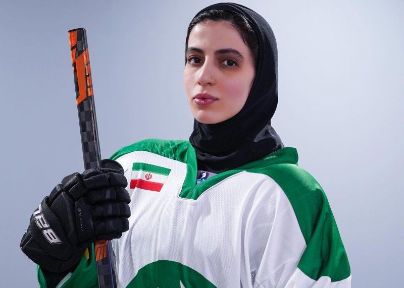 ستاره هاکی روی یخ زنان: با هزینه‌شخصی به مسابقات آسیایی رفتیم، هیچ‌کس از ما حمایت نکرد