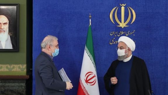 نماینده مجلس: ستاد کرونا با مدیریت روحانی برعکس توصیه نمکی عمل میکند