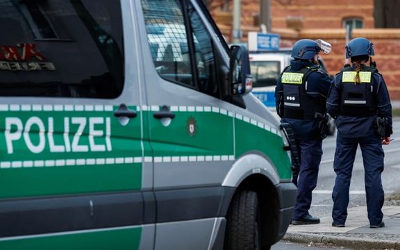 پنج ایرانی به اتهام انتقال مواد مخدر به آلمان محاکمه میشوند