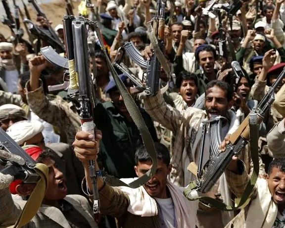 مقتل 6 خبراء من إيران ولبنان في انفجار داخل معسكر تابع للحوثيين قرب صنعاء