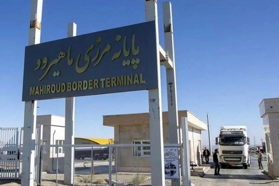 انجمن صنفی کامیونداران: ۴۰۰ راننده ایرانی کامیونهای حامل سوخت عراق در افغانستان معطلاند