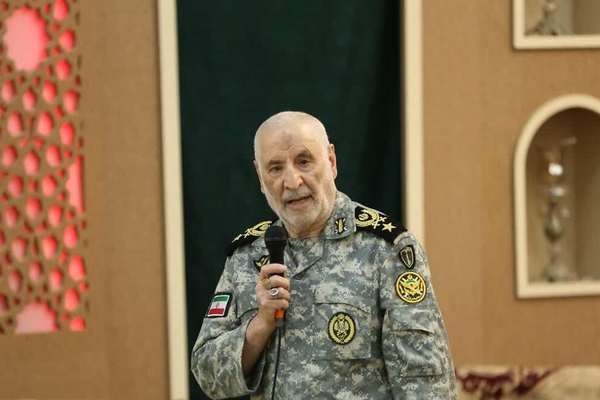 جانشین رییس مشاوران نظامی خامنهای: آمریکا در آینده جایگاهی در خلیج فارس نخواهد داشت