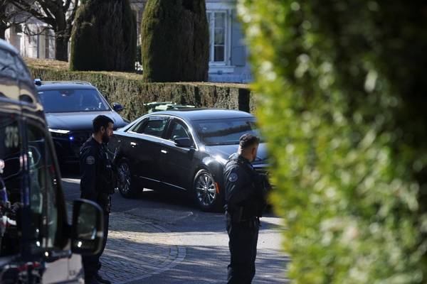 مسؤول إيراني رفيع لـ "رويترز": بعض الخلافات لا تزال قائمة مع الولايات المتحدة