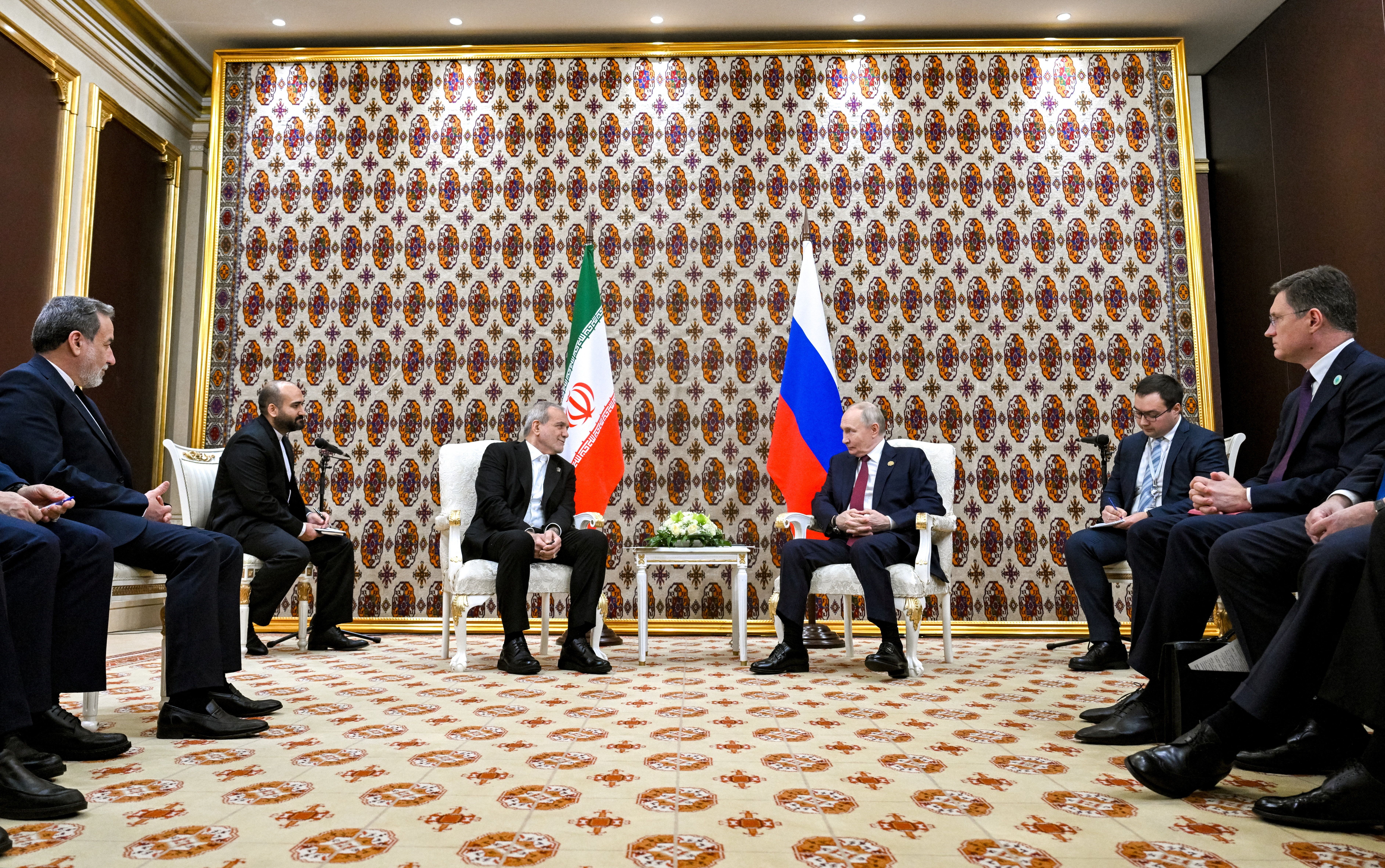 Iran, Russia meet at rare Turkmenistan peace forum